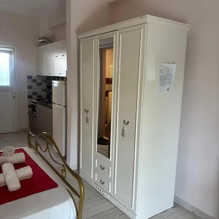 Victoria's Blue Apartman