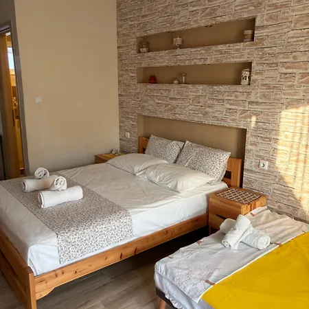 Victoria's Blue Apartment Siviri