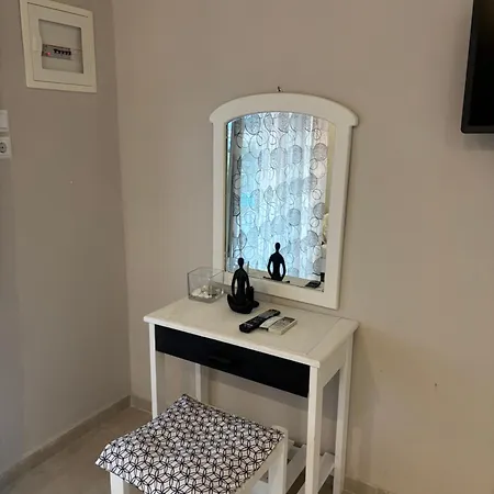 Victoria's Blue Apartament Siviri